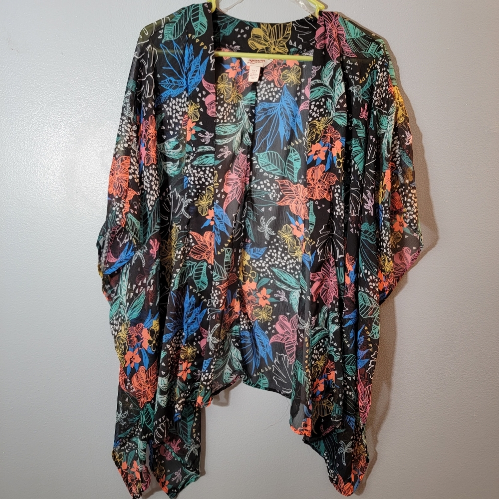 3/$20 Arizona Jeans Co Sheer Shawl